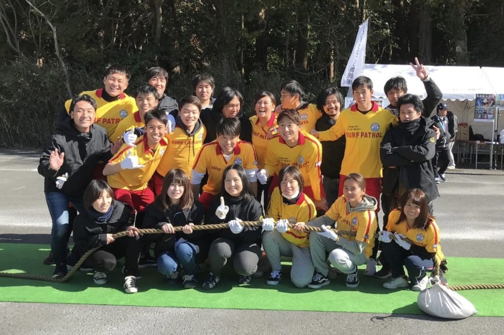 地域の行事に参加するヨコデンのスタッフ